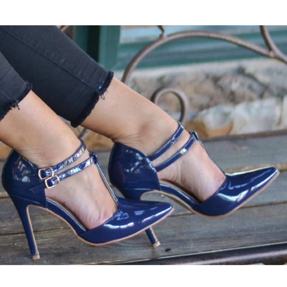 Boutique Shoes - NIB Decibel Patent Navy Blue T-Strap Stiletto Pump